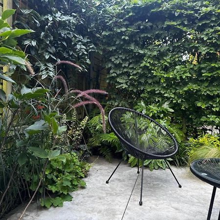 B&B Urban Oasis Amsterdam Bagian luar foto